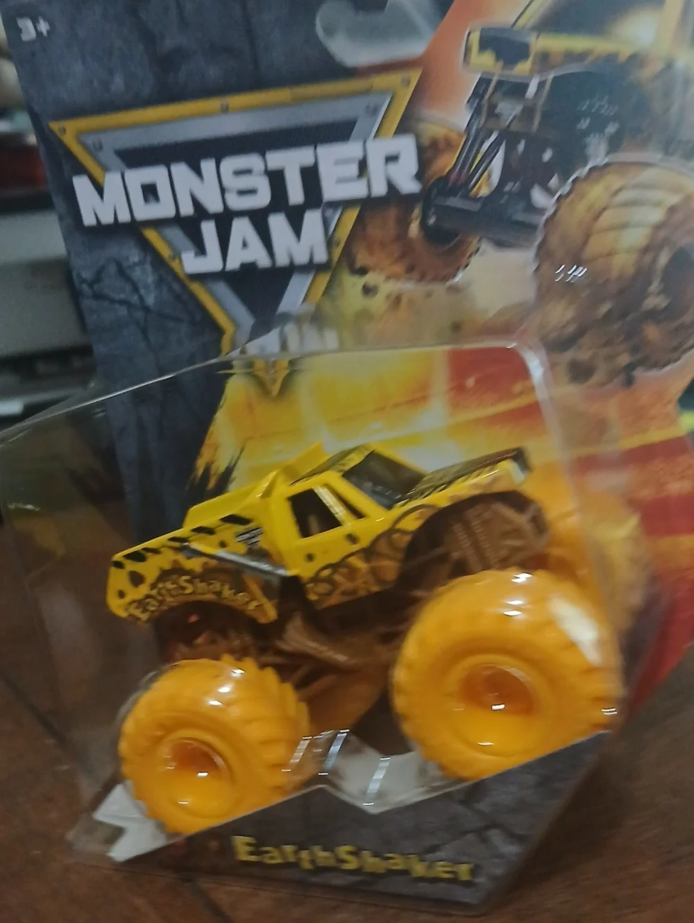 EarthShaker Yellow Monster Jam Truck 1/64